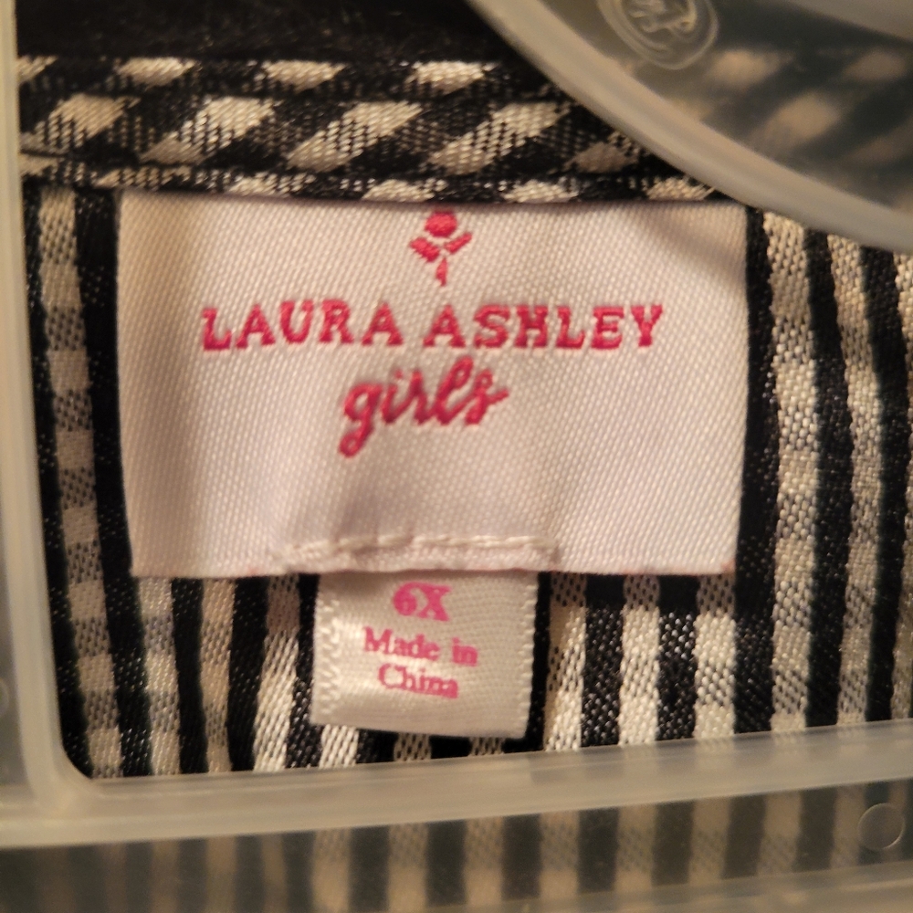 Laura Ashley girls 6x polkadot lightweight overcoat - Picture 3 of 3